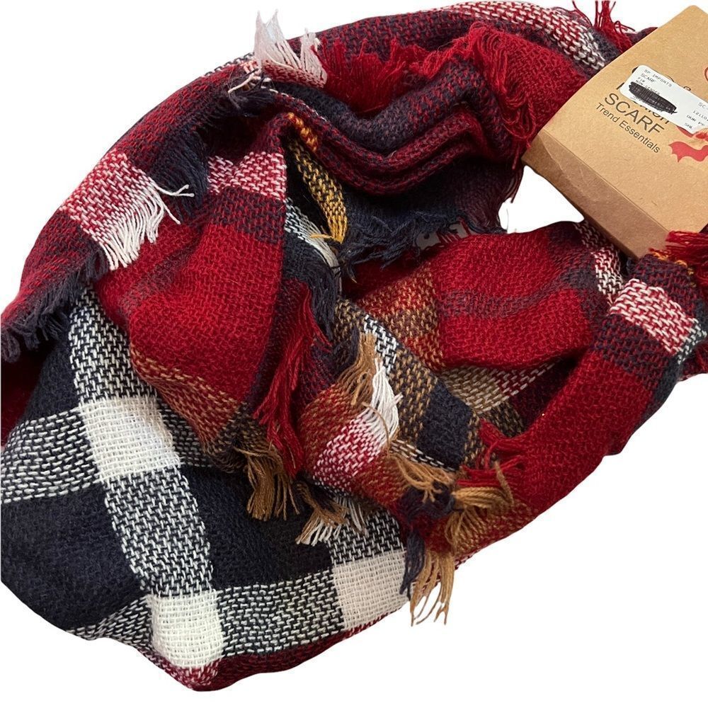 SP Imports Scarf nwt